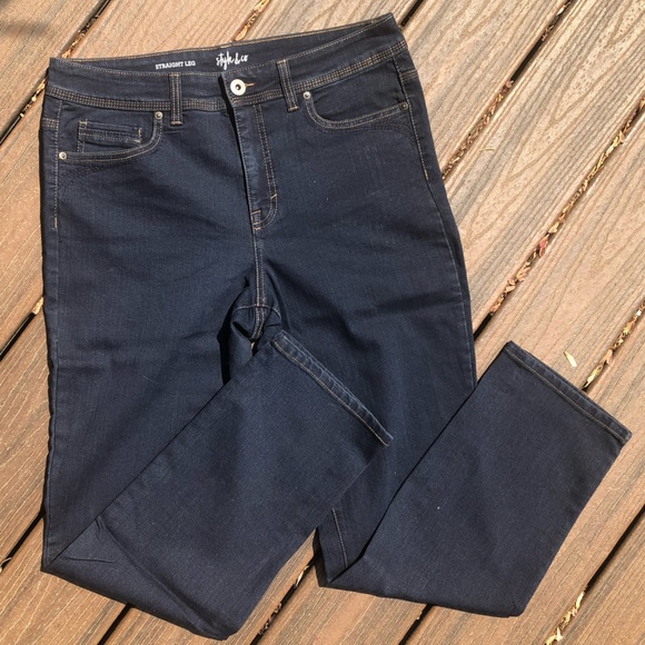 💜 Classic Straight Leg Jeans - Short 💜 - Picture 1 of 11